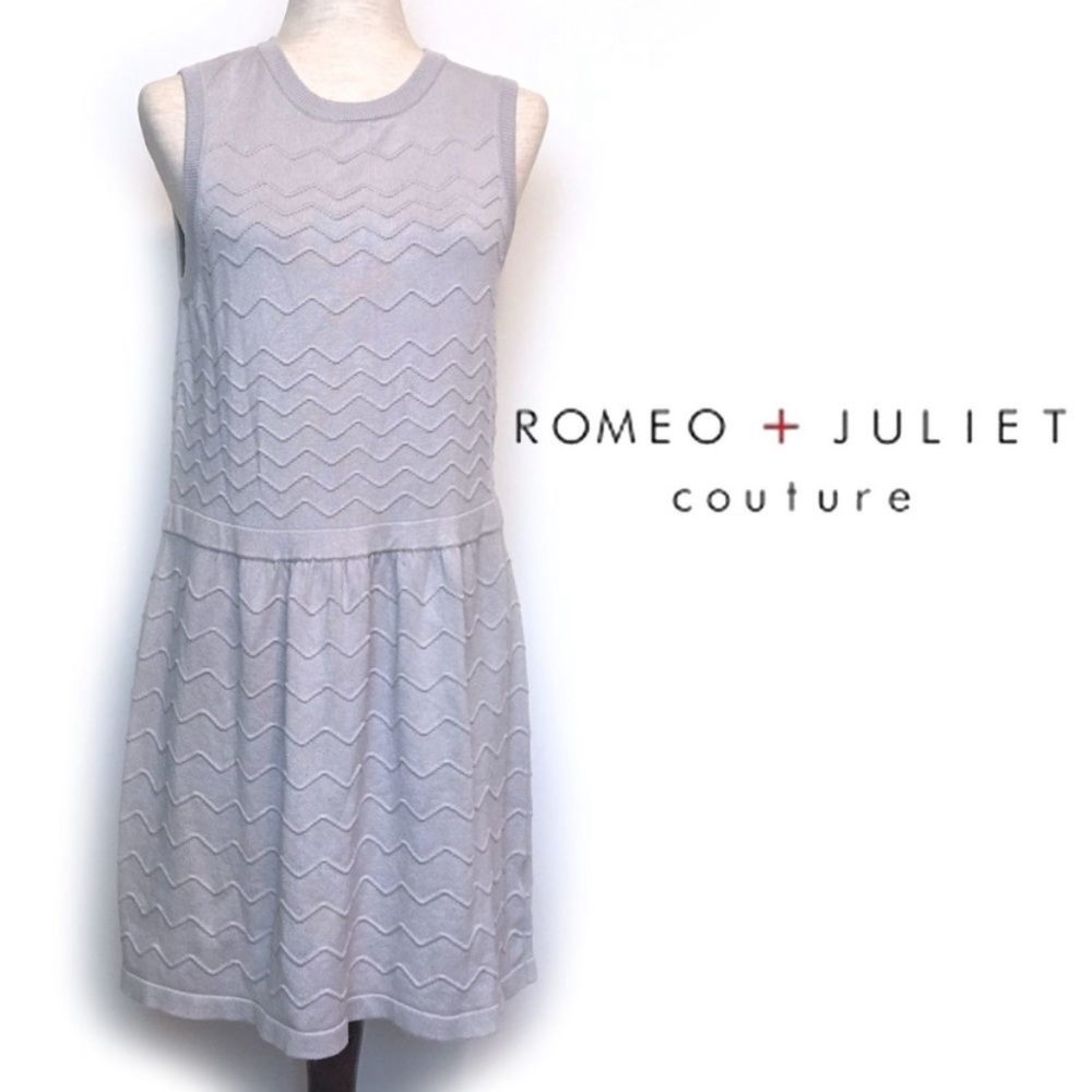 Romeo & Juliet Medium Silver Gray Sweater Dress